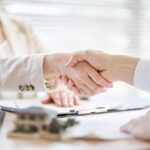 【専門家に聞いた】住宅会社との契約前にしておいた方がいいことは?注意すべきポイントをチェック!