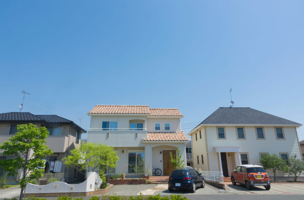 【どんな屋根が好き？】屋根材の種類やメリット・デメリット、屋根の形状別の特徴を解説